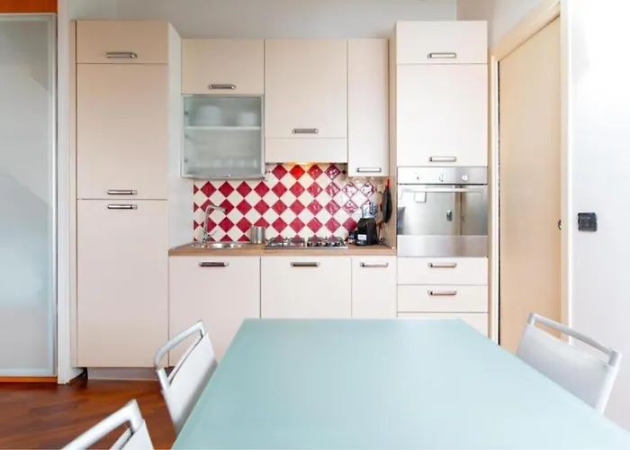Palazzo Paesana: L'arte A Apartman *