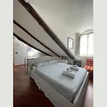 Palazzo Paesana: L'arte A Turin